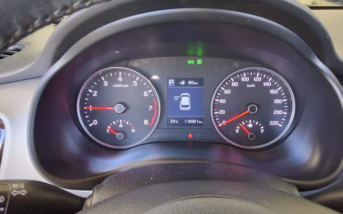 KIA STONIC 1.4 GASOLINE TRENDY 2018 - zdjęcie 9