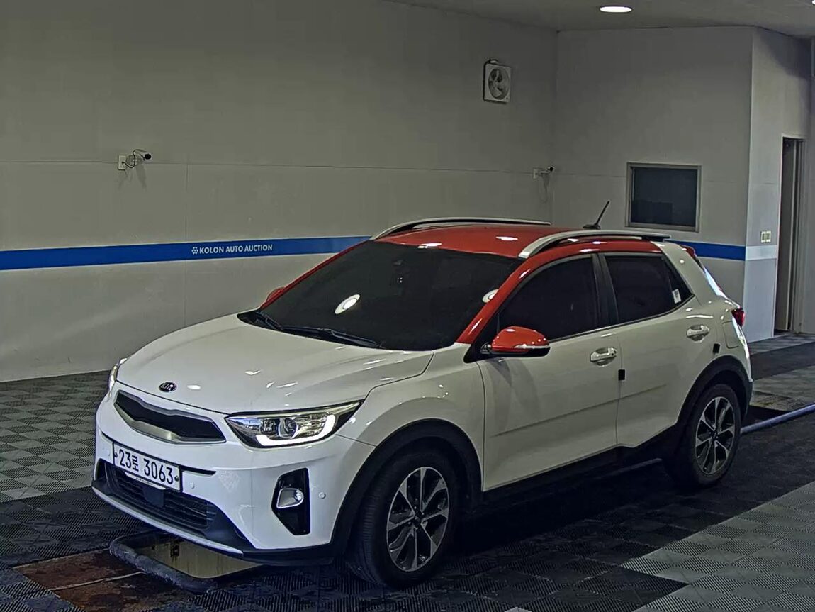KIA STONIC 1.4 GASOLINE TRENDY 2018 - zdjęcie 2