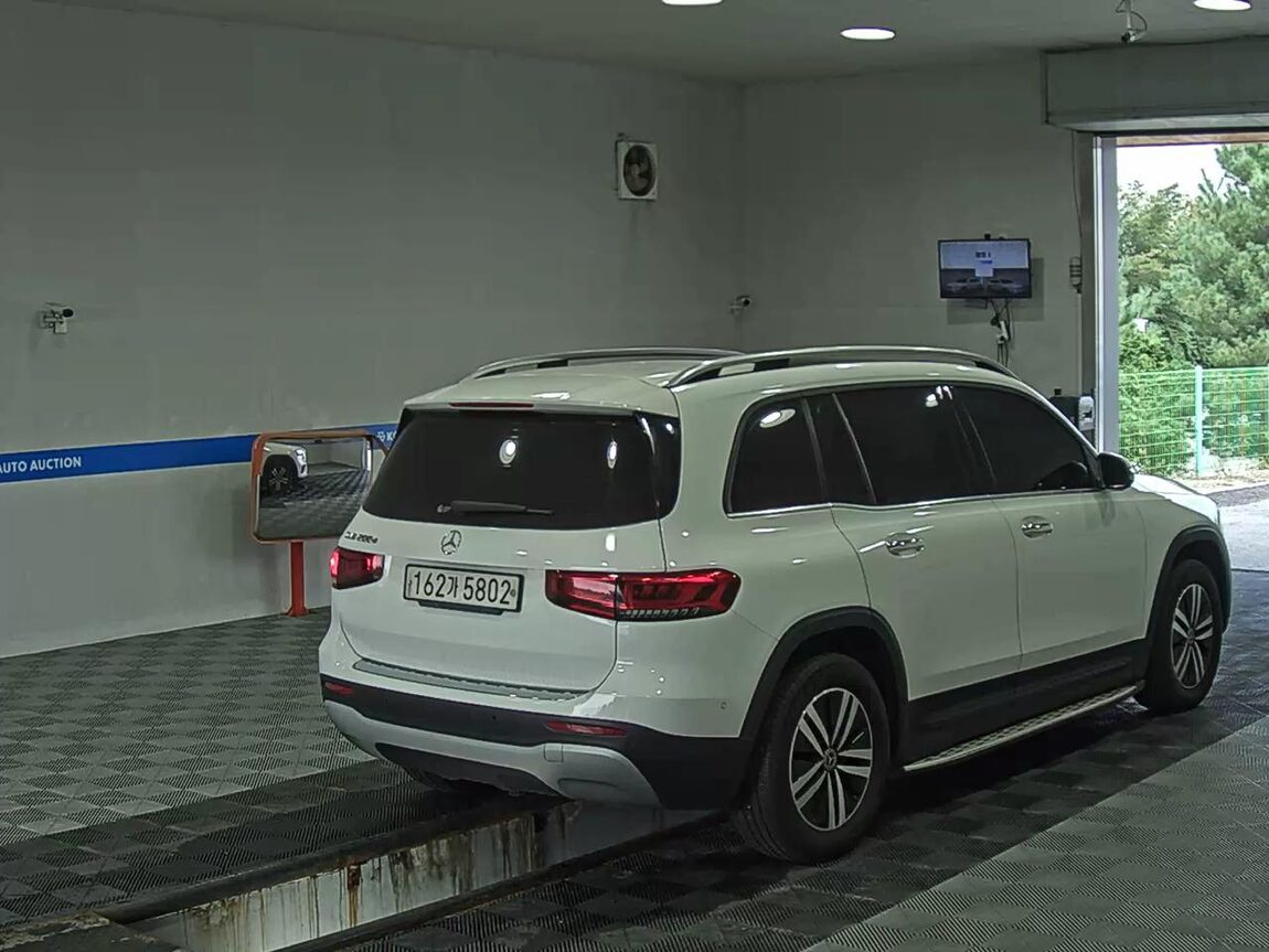 MERCEDES-BENZ GLB-CLASS GLB 200d 2021 - zdjęcie 5