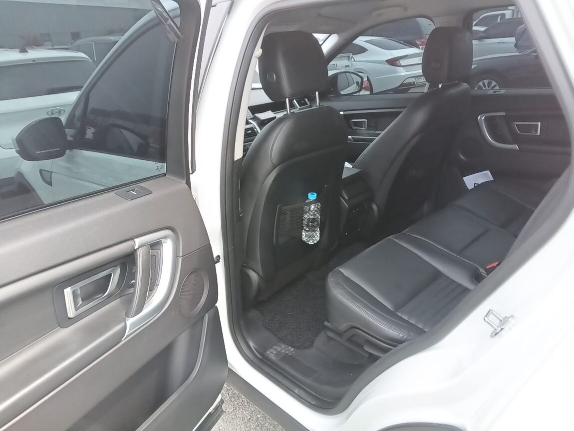 LAND ROVER DISCOVERY SPORT 2.0 TD4 HSE LUXURY 2019 - zdjęcie 12