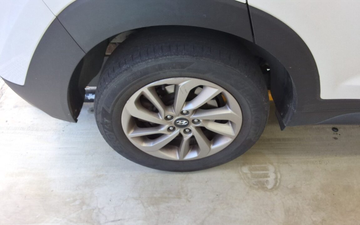 HYUNDAI ALL NEW TUCSON DIESEL 1.7 2WD MODERN 2017 - zdjęcie 26