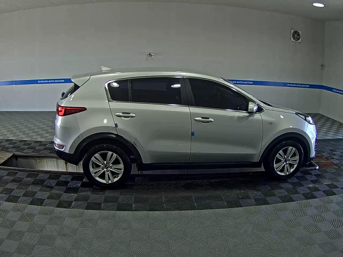 KIA NEW SPORTAGE R2.0 2WD TRENDY 2016 - zdjęcie 4