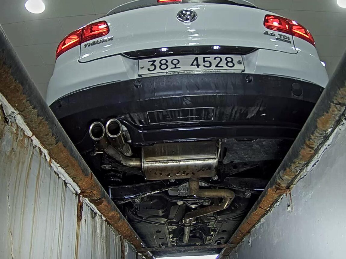VOLKSWAGEN TIGUAN 2.0 TDI BLUEMOTION 2015 - zdjęcie 8
