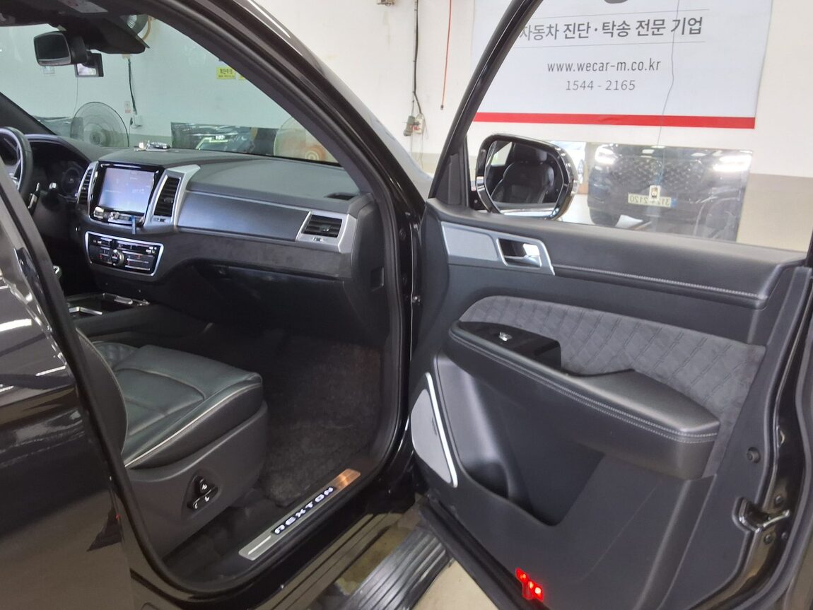 KG MOBILITY (SSANGYONG) ALL NEW REXTON 2.2 4WD THE BLACK 2023 - zdjęcie 14