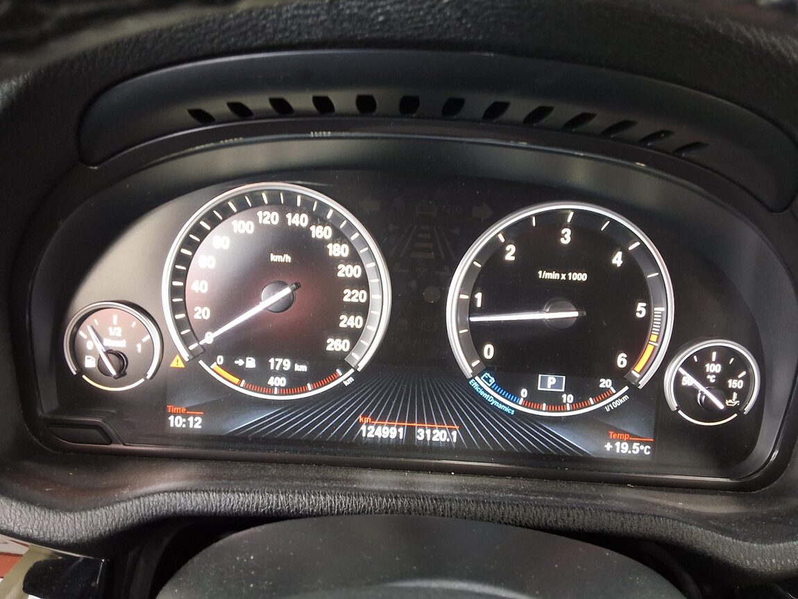 BMW X4 30d xDRIVE M SPORT PACK 2015 - zdjęcie 10