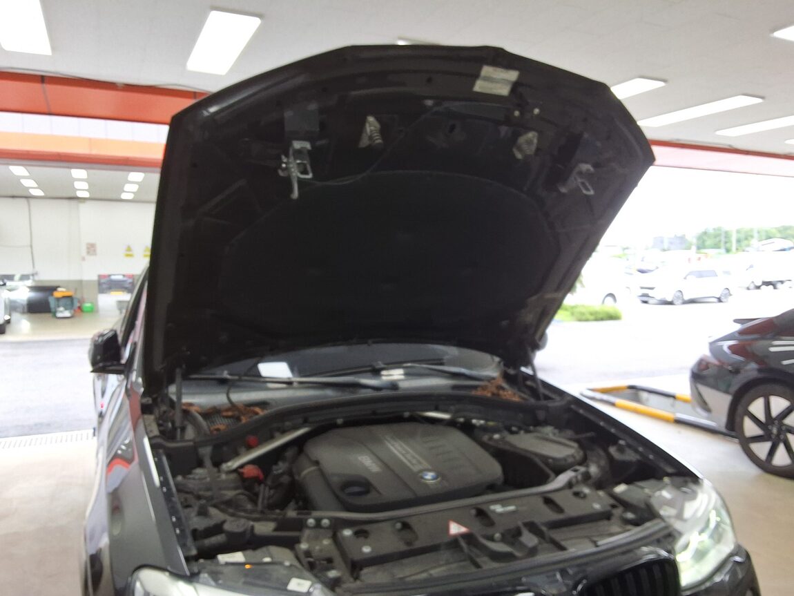 BMW X4 30d xDRIVE M SPORT PACK 2015 - zdjęcie 18