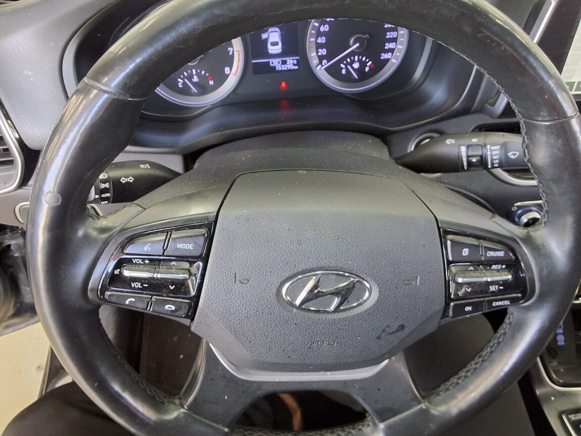 HYUNDAI GRANDEUR IG 3.0 LPi RENTAL CAR MODERN BASIC 2017 - zdjęcie 17