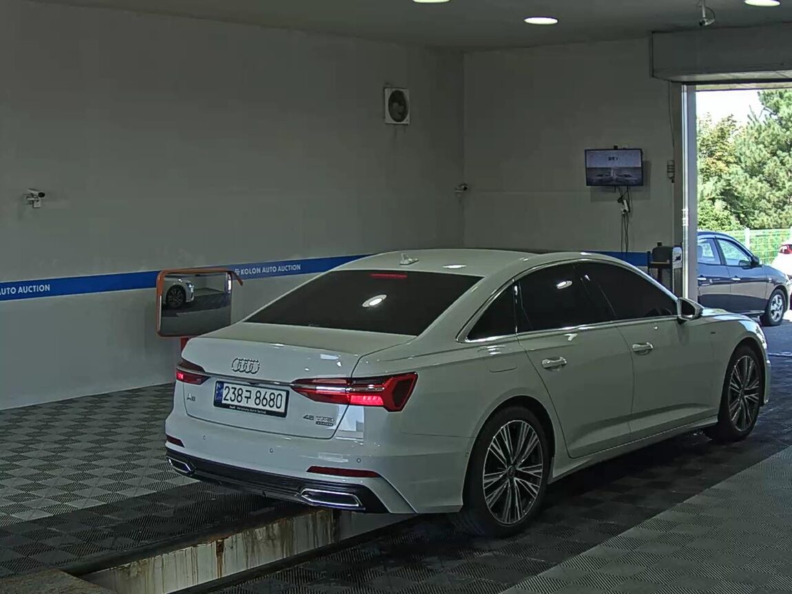 AUDI A6 (5TH GEN) 45 TFSI QUATTRO PREMIUM 2023 - zdjęcie 5