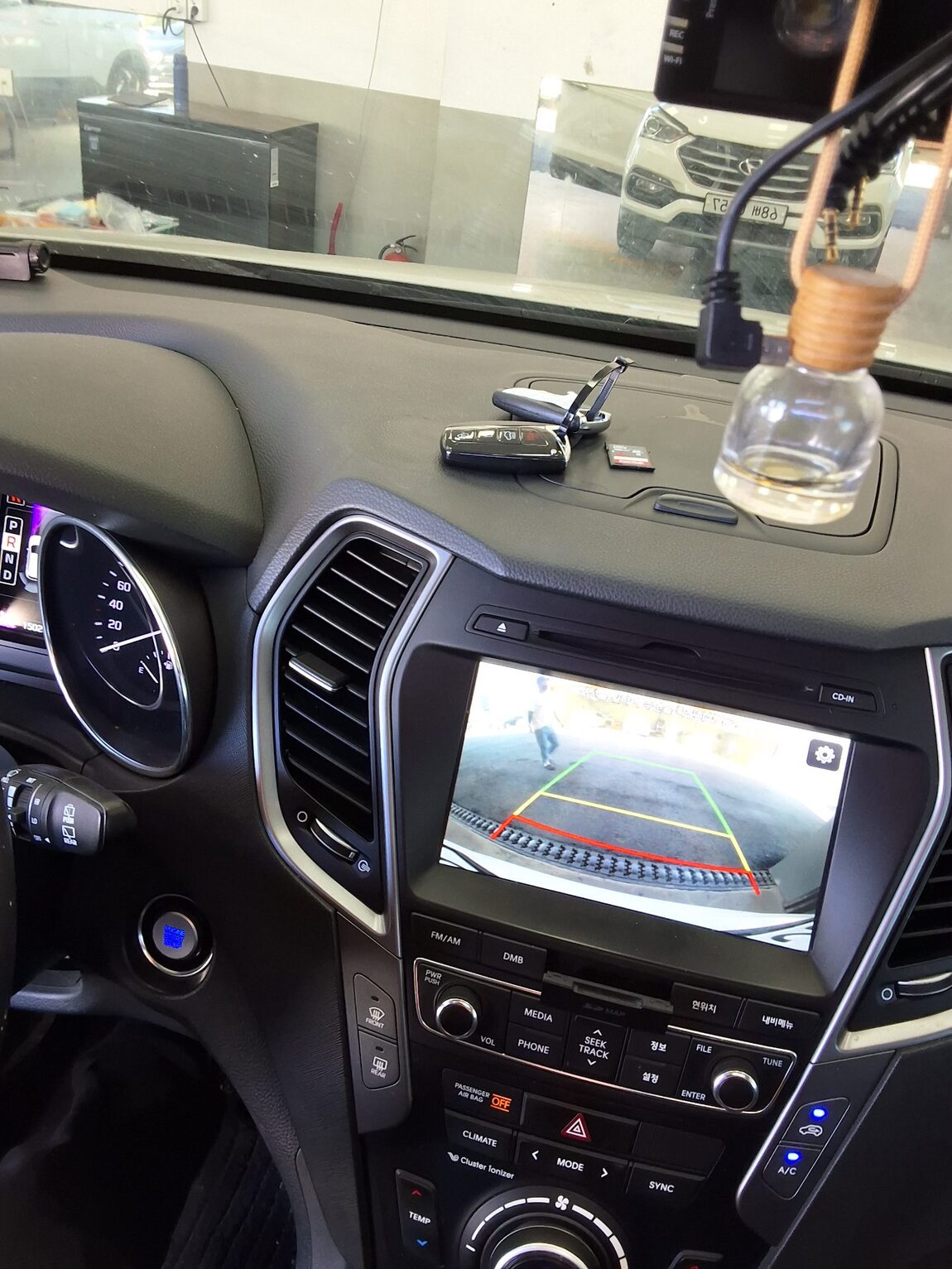 HYUNDAI SANTA FE THE PRIME DIESEL R2.0 2WD EXCLUSIVE 2016 - zdjęcie 17