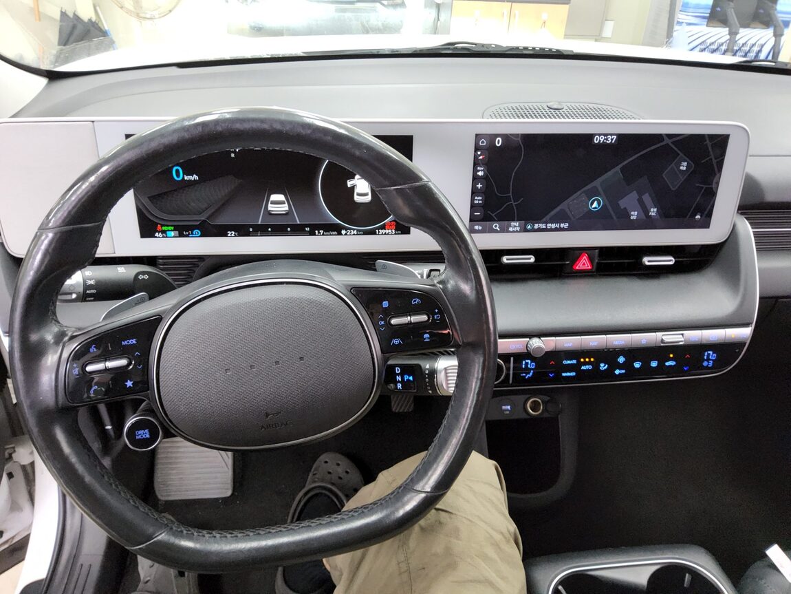 HYUNDAI IONIQ 5 EV 2WD LONG RANGE EXCLUSIVE 2022 - zdjęcie 17