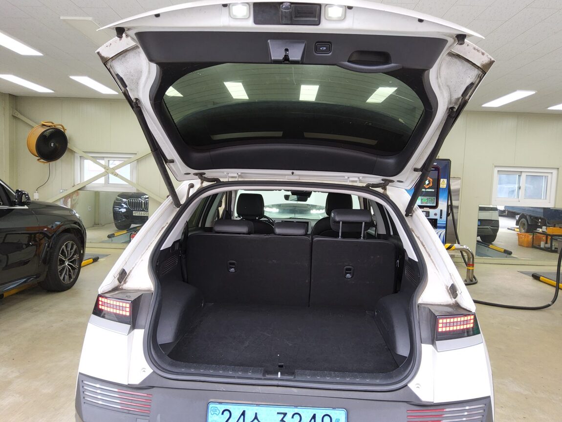 HYUNDAI IONIQ 5 EV 2WD LONG RANGE EXCLUSIVE 2022 - zdjęcie 15