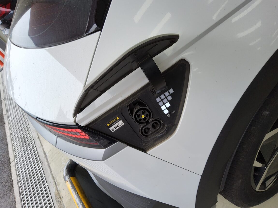 HYUNDAI IONIQ 5 EV 2WD LONG RANGE EXCLUSIVE 2022 - zdjęcie 29