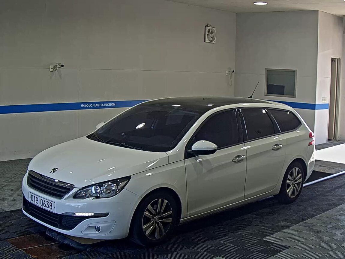 PEUGEOT 308 (2ND GEN) SW 1.6 BlueHDi ALLURE 2016 - zdjęcie 2