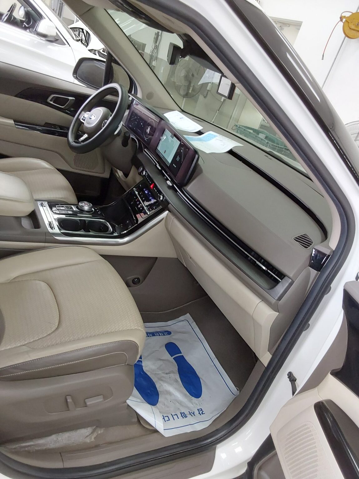 KIA NEW CARNIVAL (KA4) 9-SEATER DIESEL SIGNATURE 2021 - zdjęcie 14
