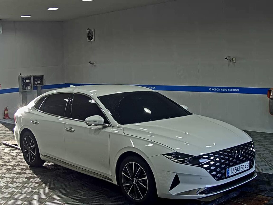 HYUNDAI THE NEW GRANDEUR IG GASOLINE 2.5 LE BLANC 2023 - zdjęcie 3