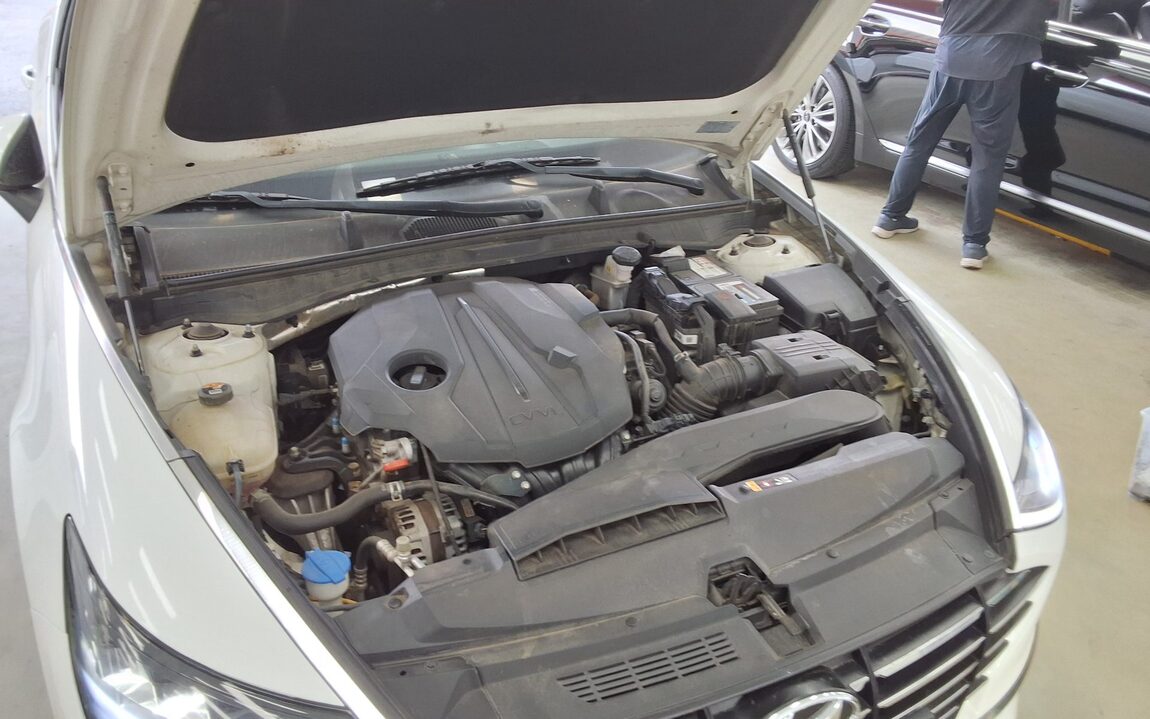 HYUNDAI SONATA (DN8) G2.0 PREMIUM 2020 - zdjęcie 20