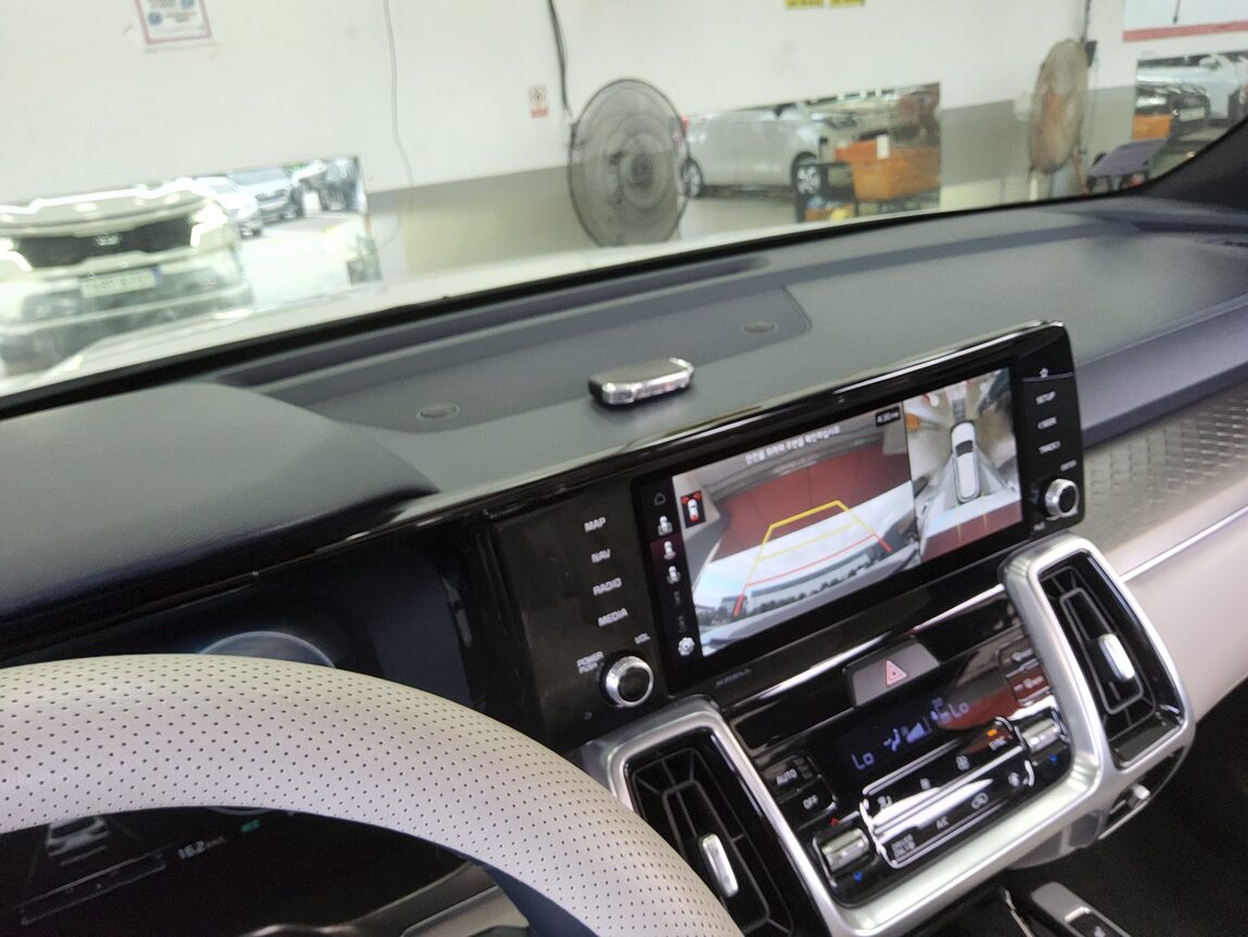 KIA NEW SORENTO HYBRID (MQ4) 1.6 HEV 2WD SIGNATURE 2021 - zdjęcie 18
