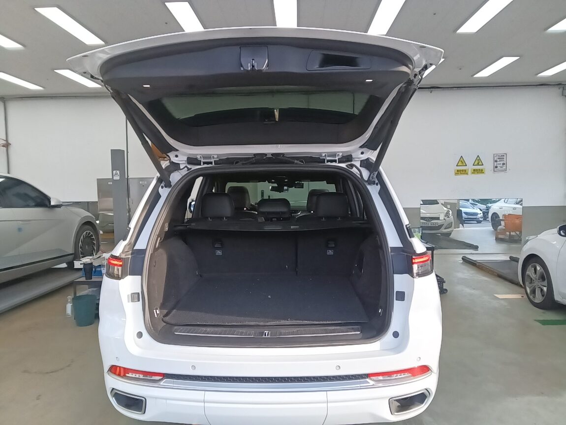 JEEP GRAND CHEROKEE (WL) 2.0 4xe SUMMIT RESERVE 2023 - zdjęcie 15