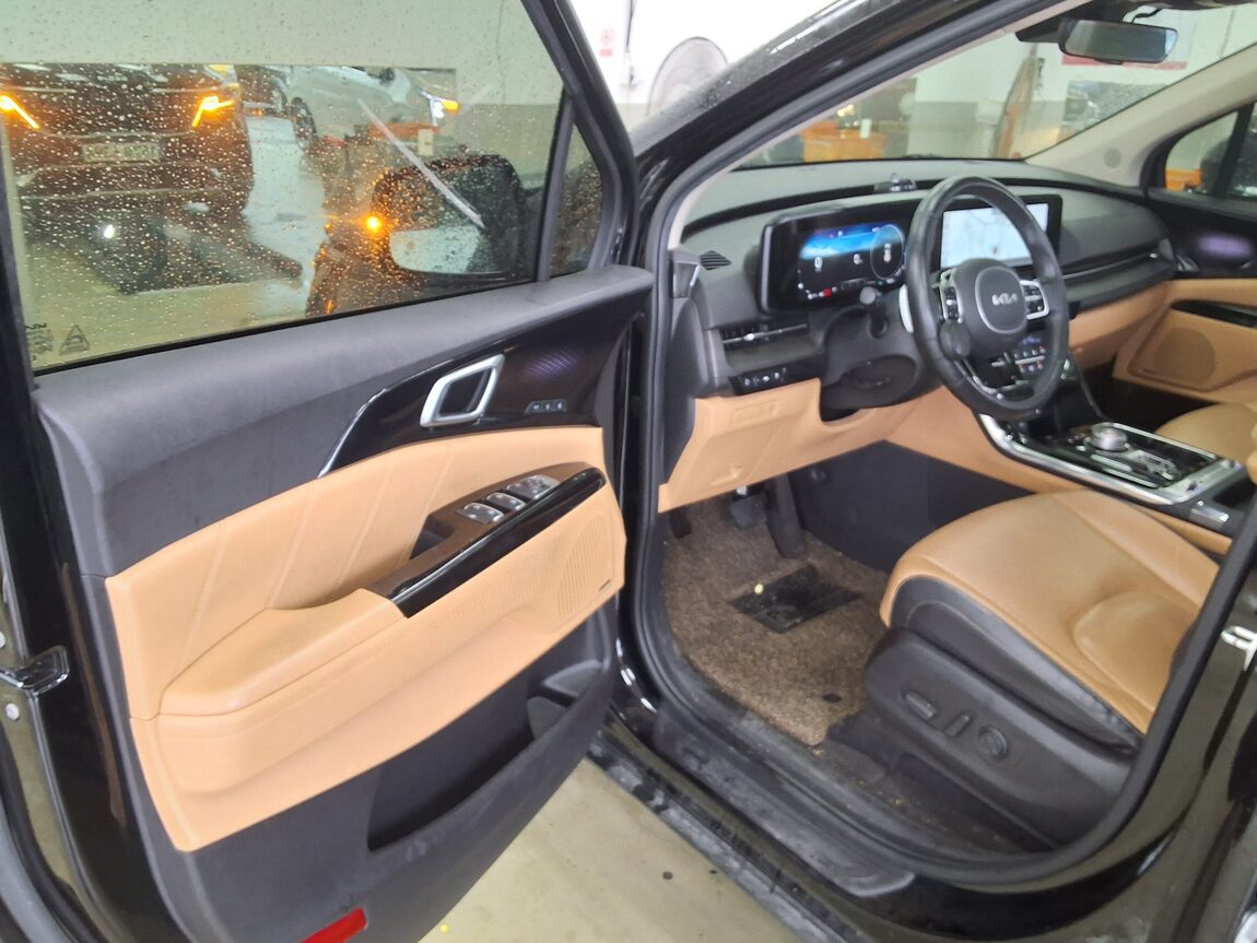 KIA NEW CARNIVAL (KA4) 7-SEATER DIESEL SIGNATURE 2022 - zdjęcie 10