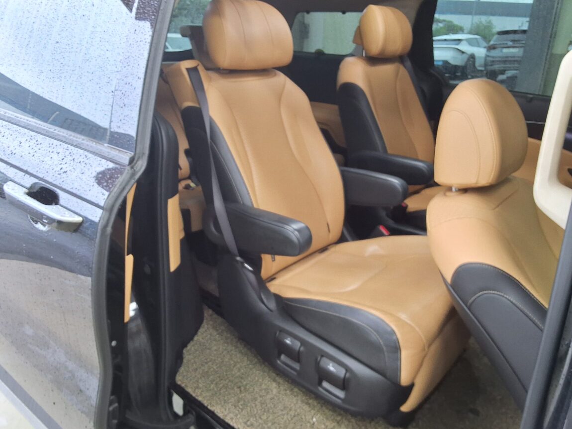 KIA NEW CARNIVAL (KA4) 7-SEATER DIESEL SIGNATURE 2022 - zdjęcie 13