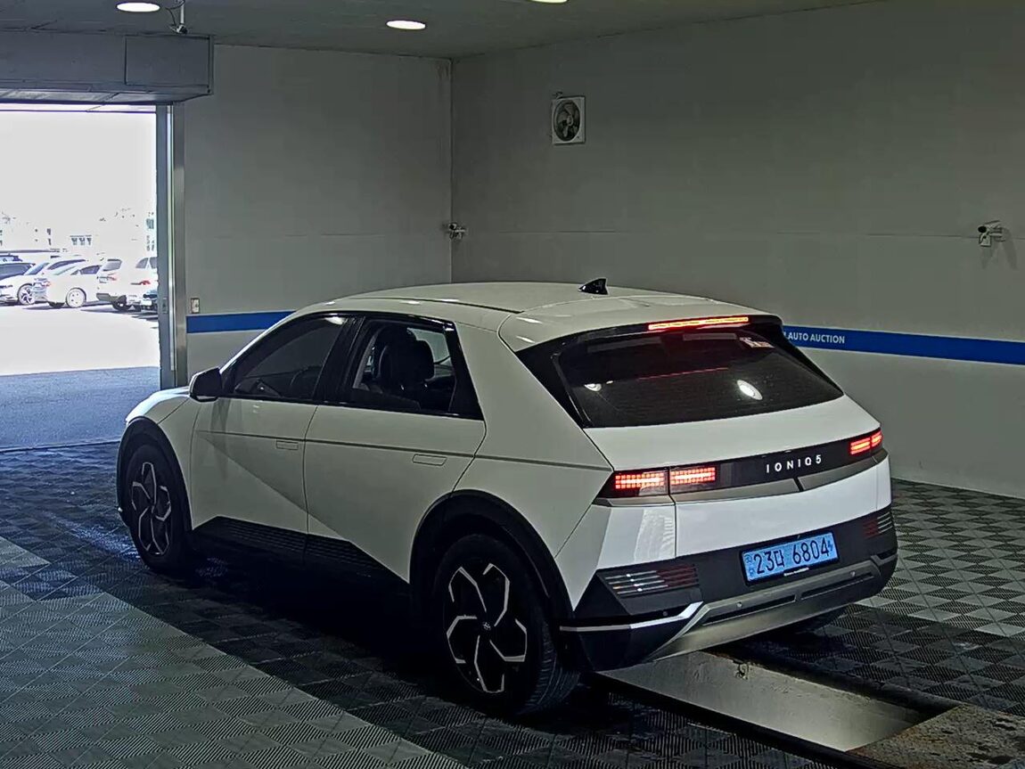 HYUNDAI IONIQ 5 EV 2WD LONG RANGE EXCLUSIVE 2022 - zdjęcie 6