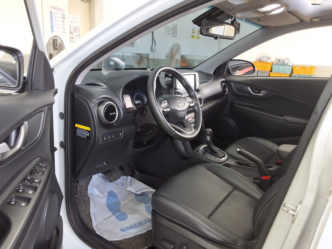 HYUNDAI KONA 1.6 GASOLINE 2WD MODERN ART 2018 - zdjęcie 10