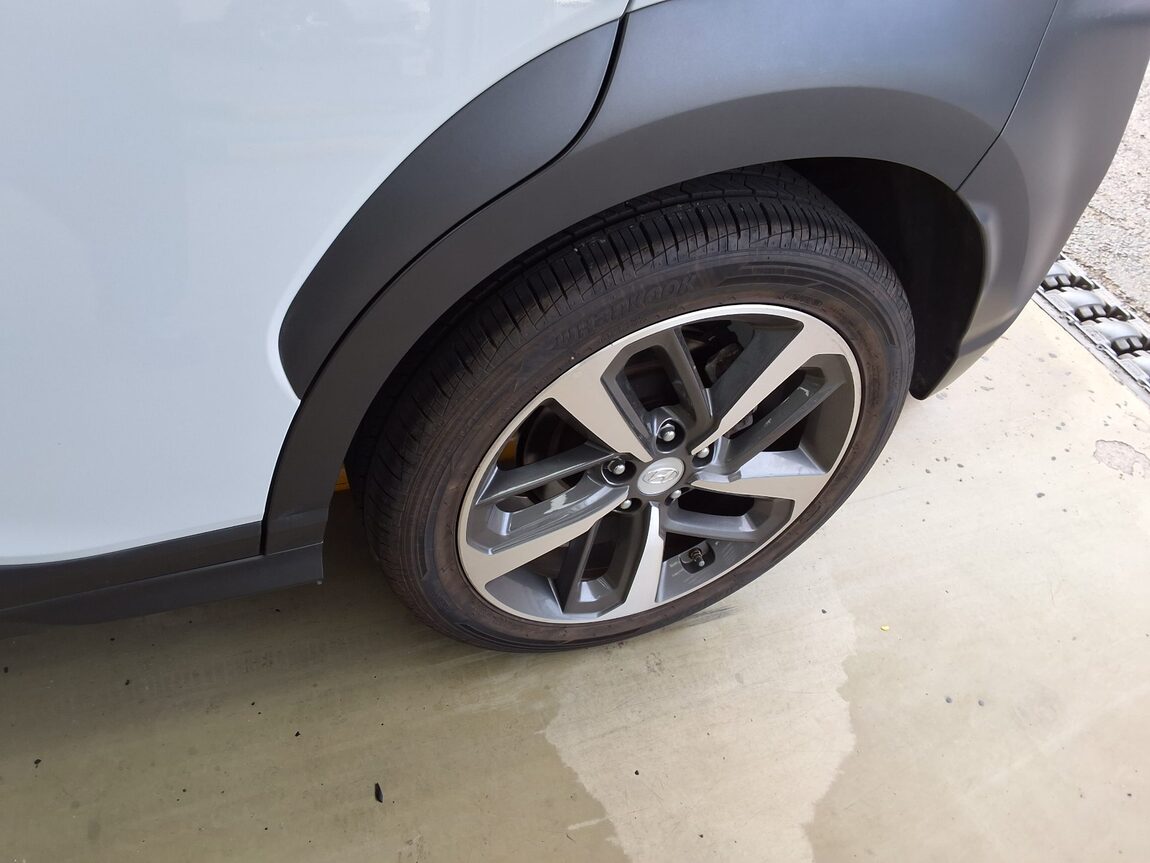 HYUNDAI KONA 1.6 GASOLINE 2WD MODERN ART 2018 - zdjęcie 22