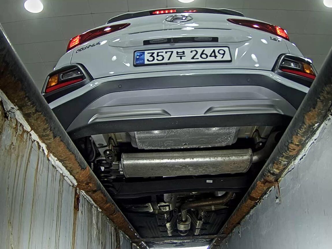 HYUNDAI KONA 1.6 GASOLINE 2WD MODERN ART 2018 - zdjęcie 8