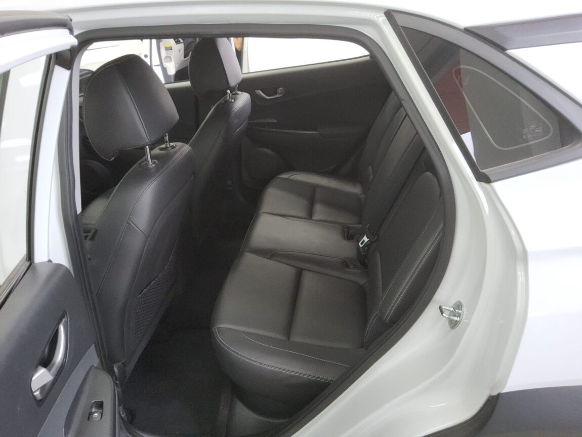 HYUNDAI KONA 1.6 GASOLINE 2WD MODERN CHOICE 2020 - zdjęcie 12