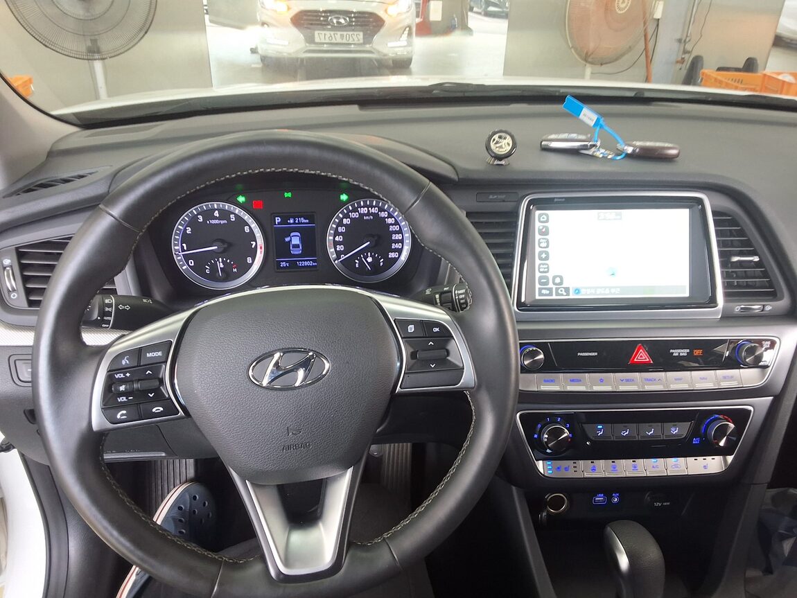 HYUNDAI LF SONATA NEW RISE 2.0 CVVL SMART CHOICE 2019 - zdjęcie 18