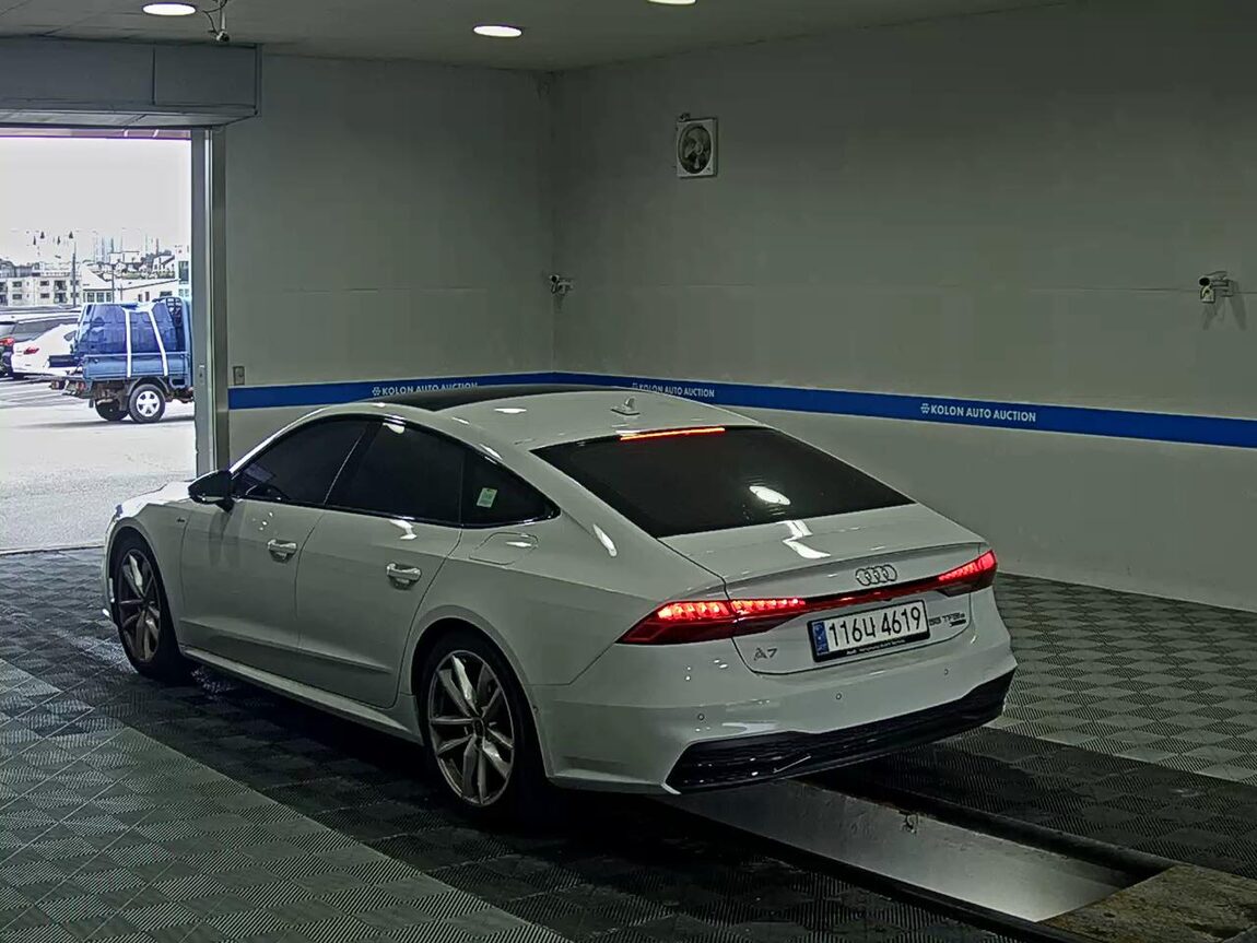 AUDI A7 (2ND GEN) 55 TFSI e QUATTRO PREMIUM 2023 - zdjęcie 6