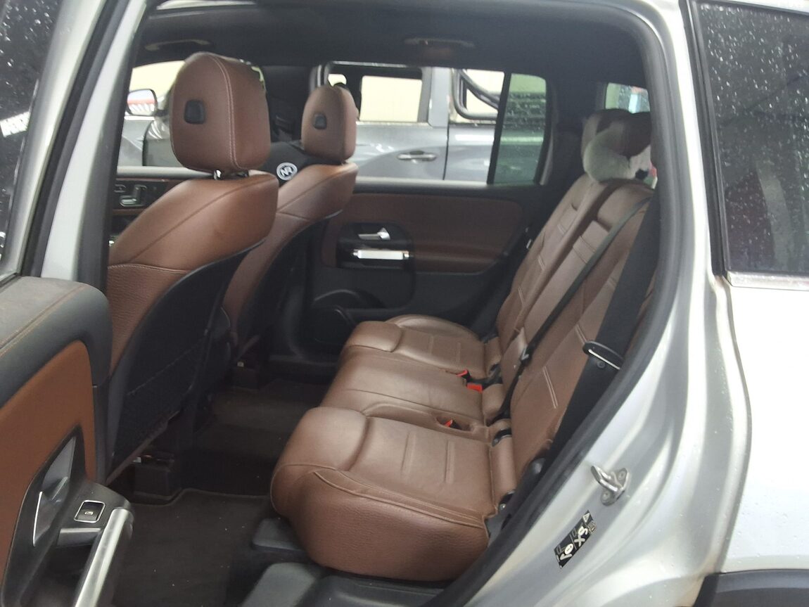 MERCEDES-BENZ GLB-CLASS GLB 250 4MATIC 2021 - zdjęcie 13