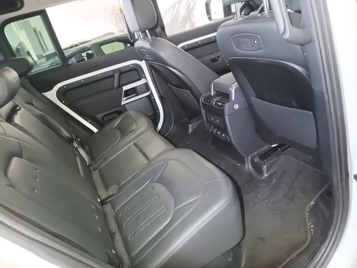 LAND ROVER ALL NEW DEFENDER 110 D250 S 2022 - zdjęcie 22