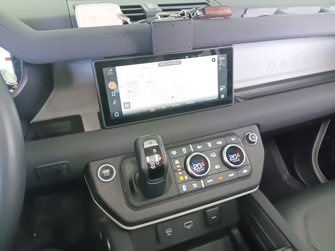 LAND ROVER ALL NEW DEFENDER 110 D250 S 2022 - zdjęcie 24