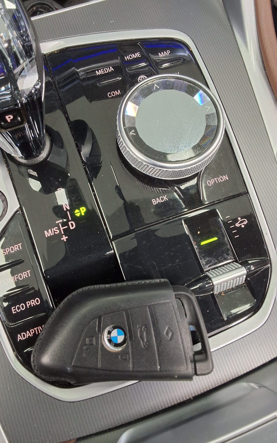 BMW X6 (3RD GEN) 30d xDRIVE M SPORT PACK 2021 - zdjęcie 19