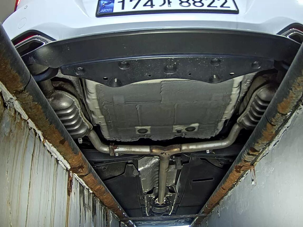 HYUNDAI THE NEW GRANDEUR IG HYBRID 2.4 HEV LE BLANC 2022 - zdjęcie 8