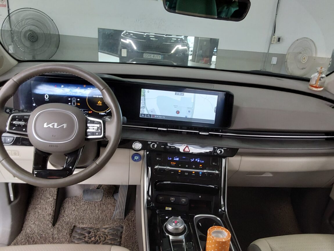 KIA NEW CARNIVAL (KA4) 9-SEATER DIESEL SIGNATURE 2023 - zdjęcie 11