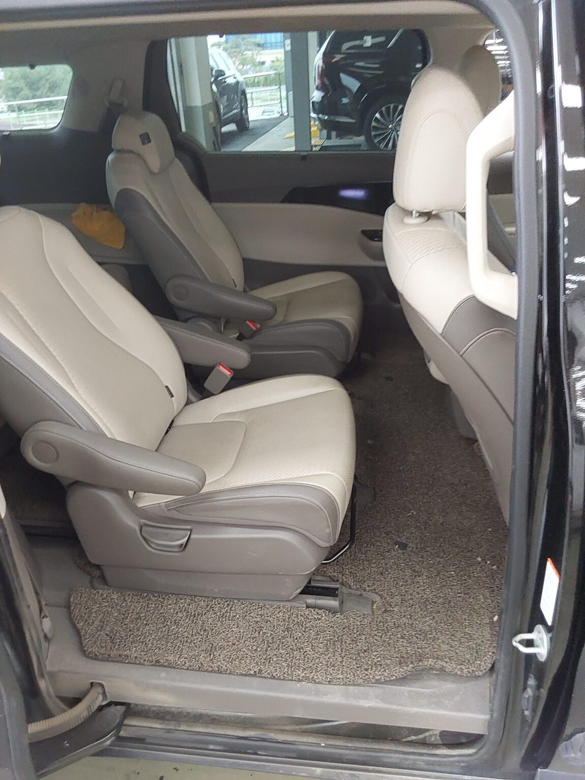 KIA NEW CARNIVAL (KA4) 9-SEATER DIESEL SIGNATURE 2023 - zdjęcie 13
