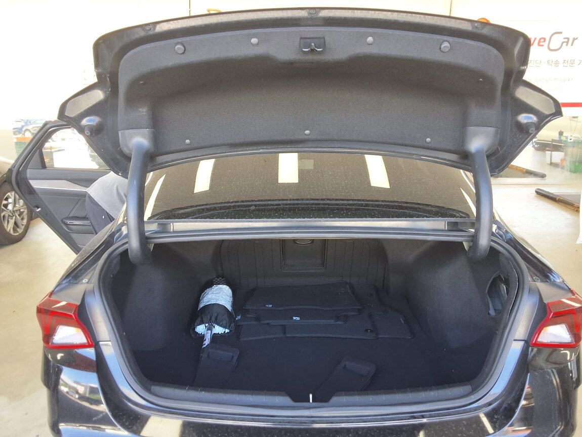 KIA NEW K5 (DL3) 2.0 GASOLINE SIGNATURE 2023 - zdjęcie 16