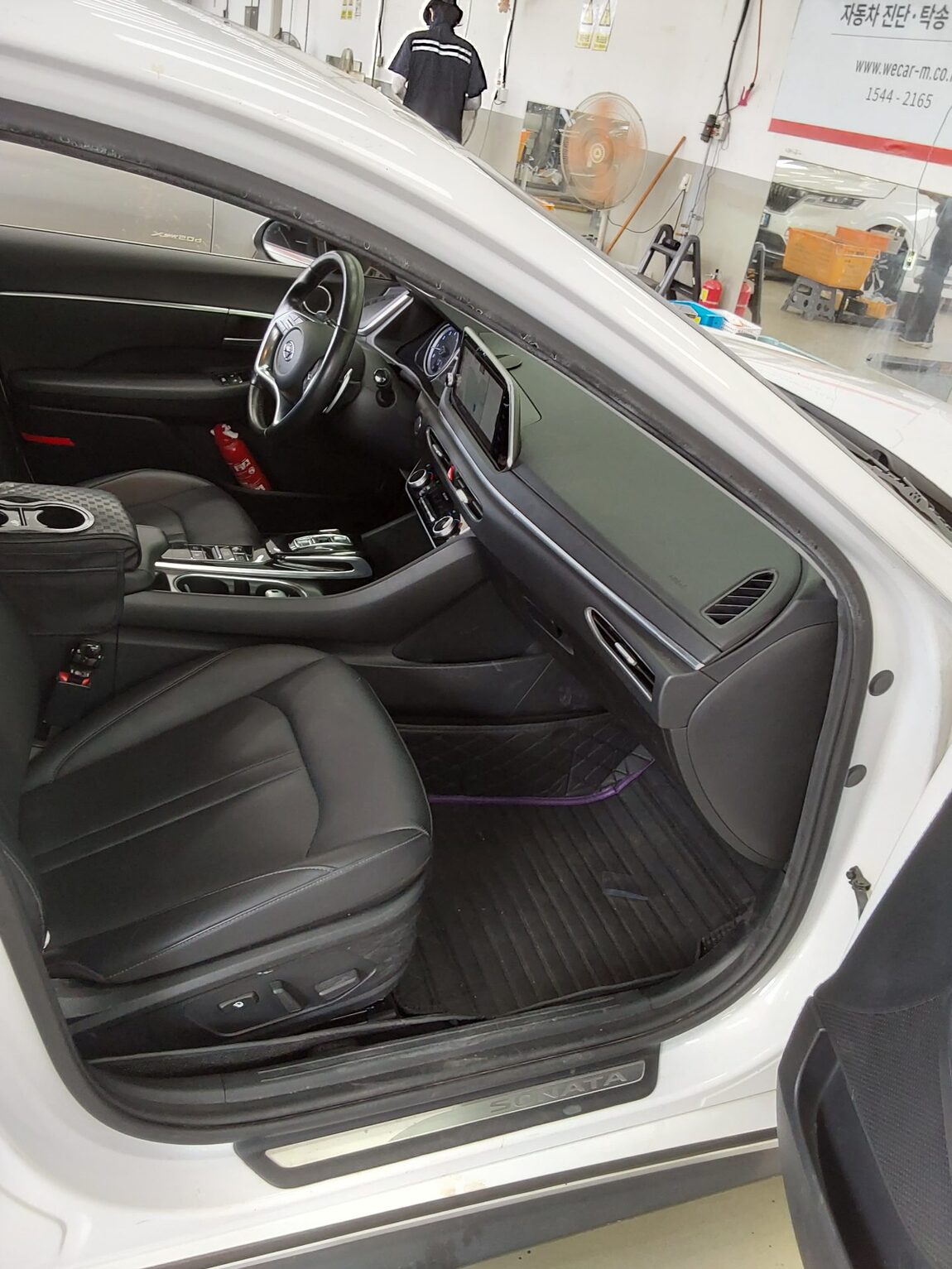 HYUNDAI SONATA (DN8) G2.0 PREMIUM FAMILY 2020 - zdjęcie 14