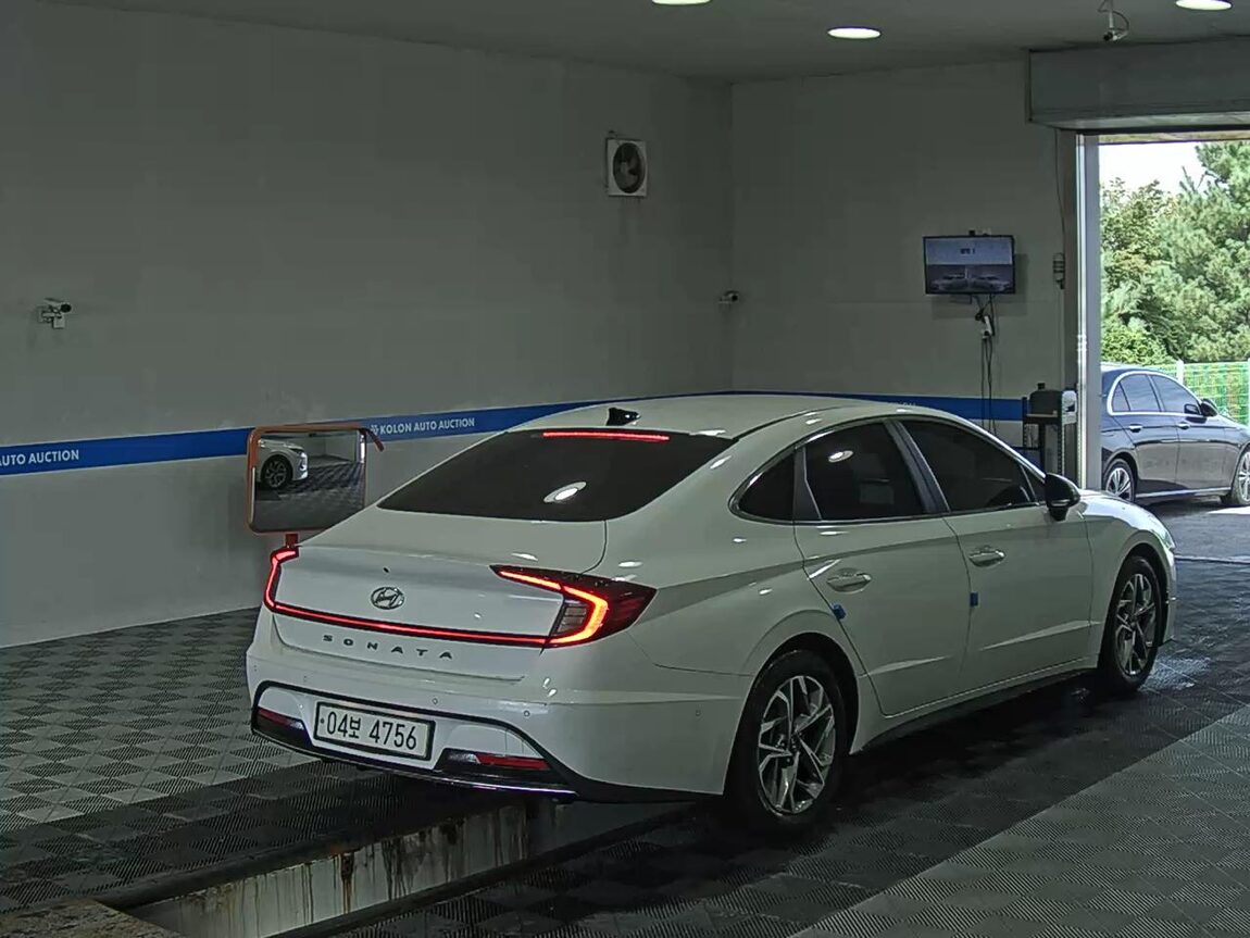 HYUNDAI SONATA (DN8) G2.0 PREMIUM FAMILY 2020 - zdjęcie 5