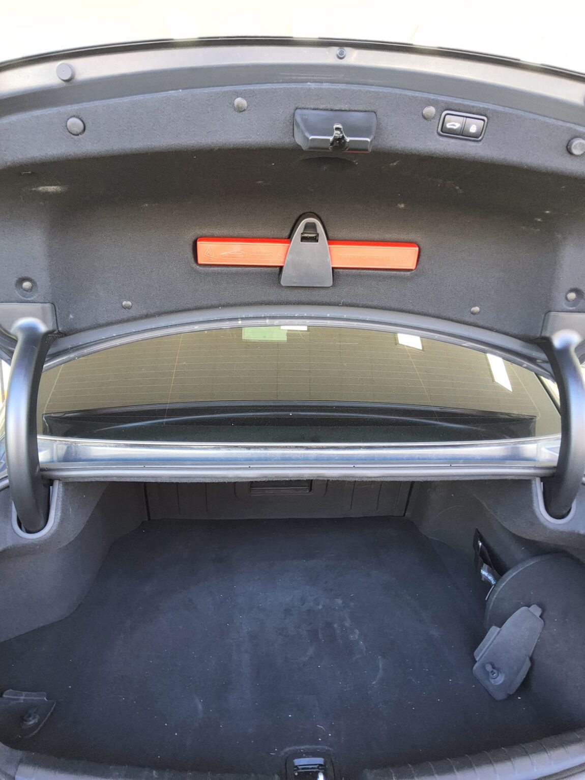 HYUNDAI THE NEW GRANDEUR IG HYBRID 2.4 HEV PREMIUM 2022 - zdjęcie 15