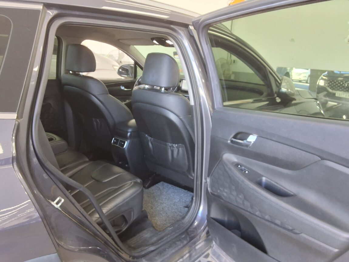 HYUNDAI THE NEW SANTA FE DIESEL 2.2 2WD PREMIUM CHOICE 2021 - zdjęcie 13