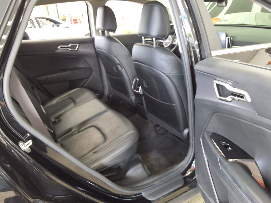 KIA THE ALL NEW SPORTAGE 2.0 DIESEL 2WD NOBLESSE 2022 - zdjęcie 14