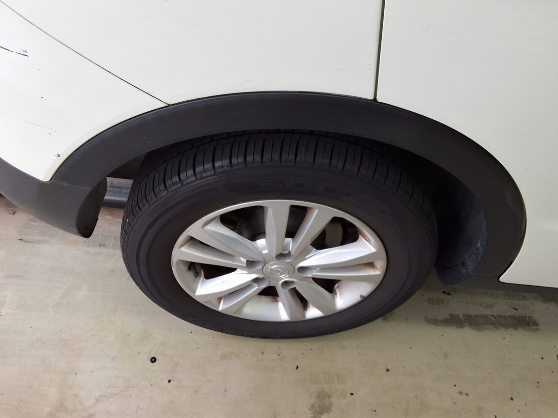 KG MOBILITY (SSANGYONG) TIVOLI GASOLINE 2WD VX 2015 - zdjęcie 24