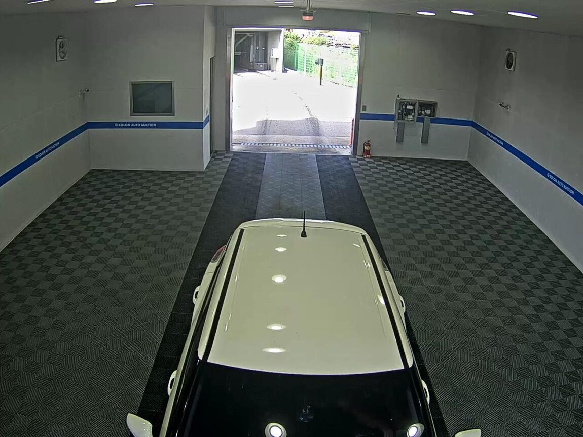 KG MOBILITY (SSANGYONG) TIVOLI GASOLINE 2WD VX 2015 - zdjęcie 7
