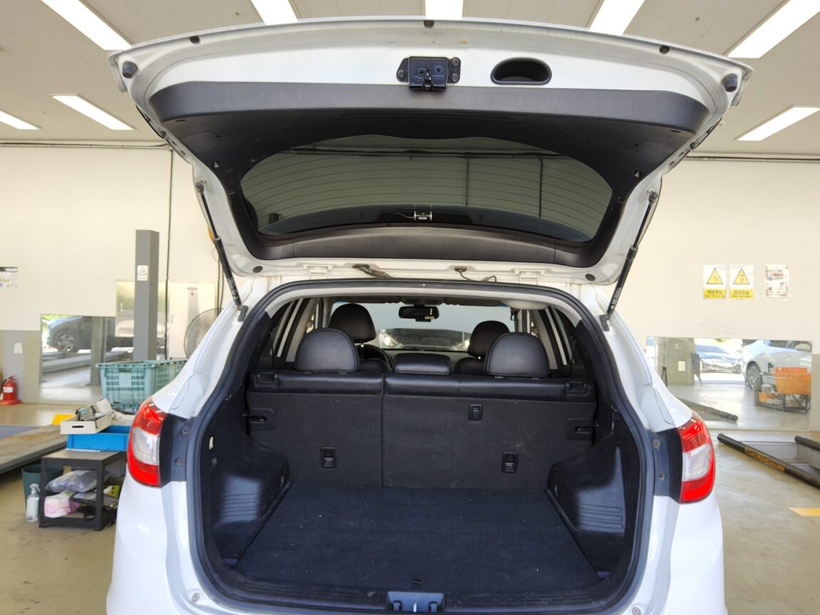 HYUNDAI NEW TUCSON ix DIESEL R2.0 2WD MODERN 2014 - zdjęcie 15
