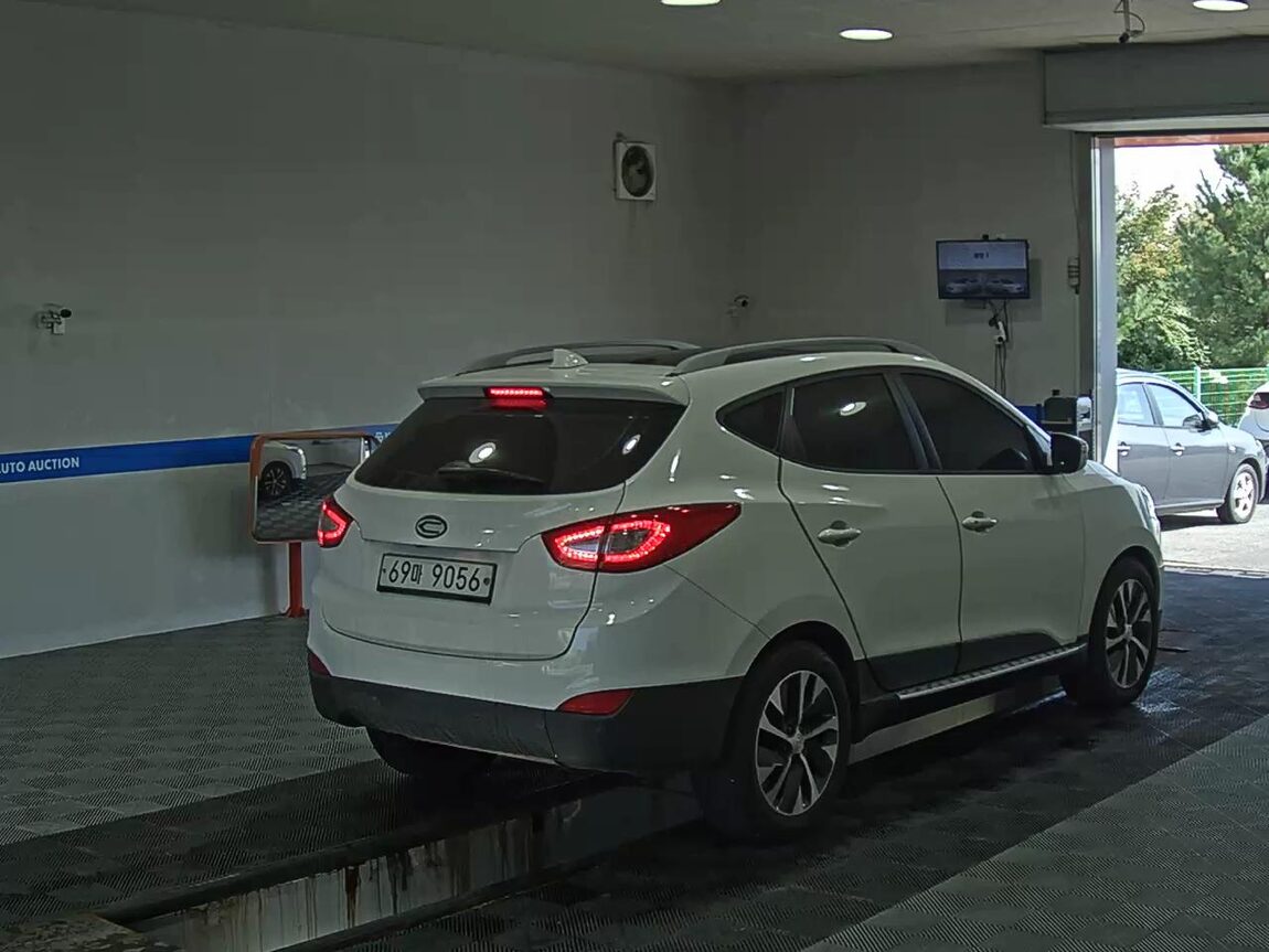 HYUNDAI NEW TUCSON ix DIESEL R2.0 2WD MODERN 2014 - zdjęcie 5