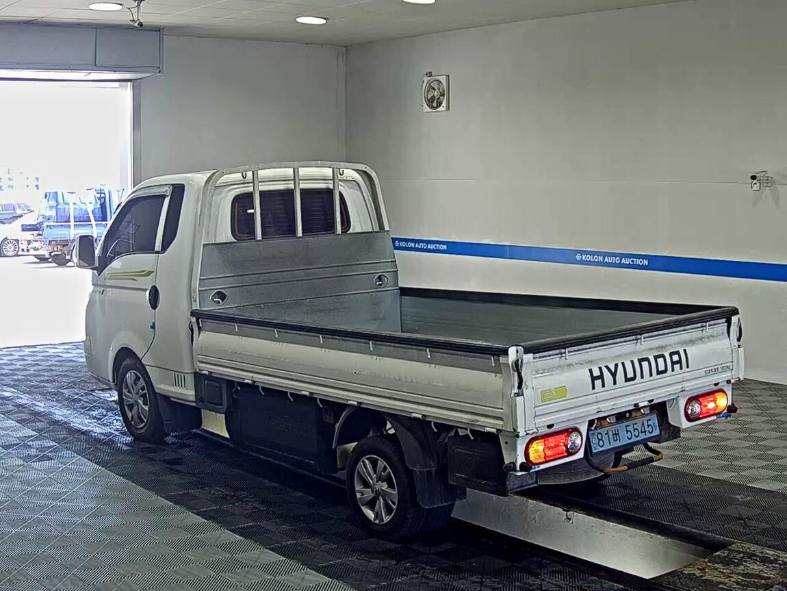 HYUNDAI PORTER II ELECTRIC CARGO PREMIUM SPECIAL 2021 - zdjęcie 6
