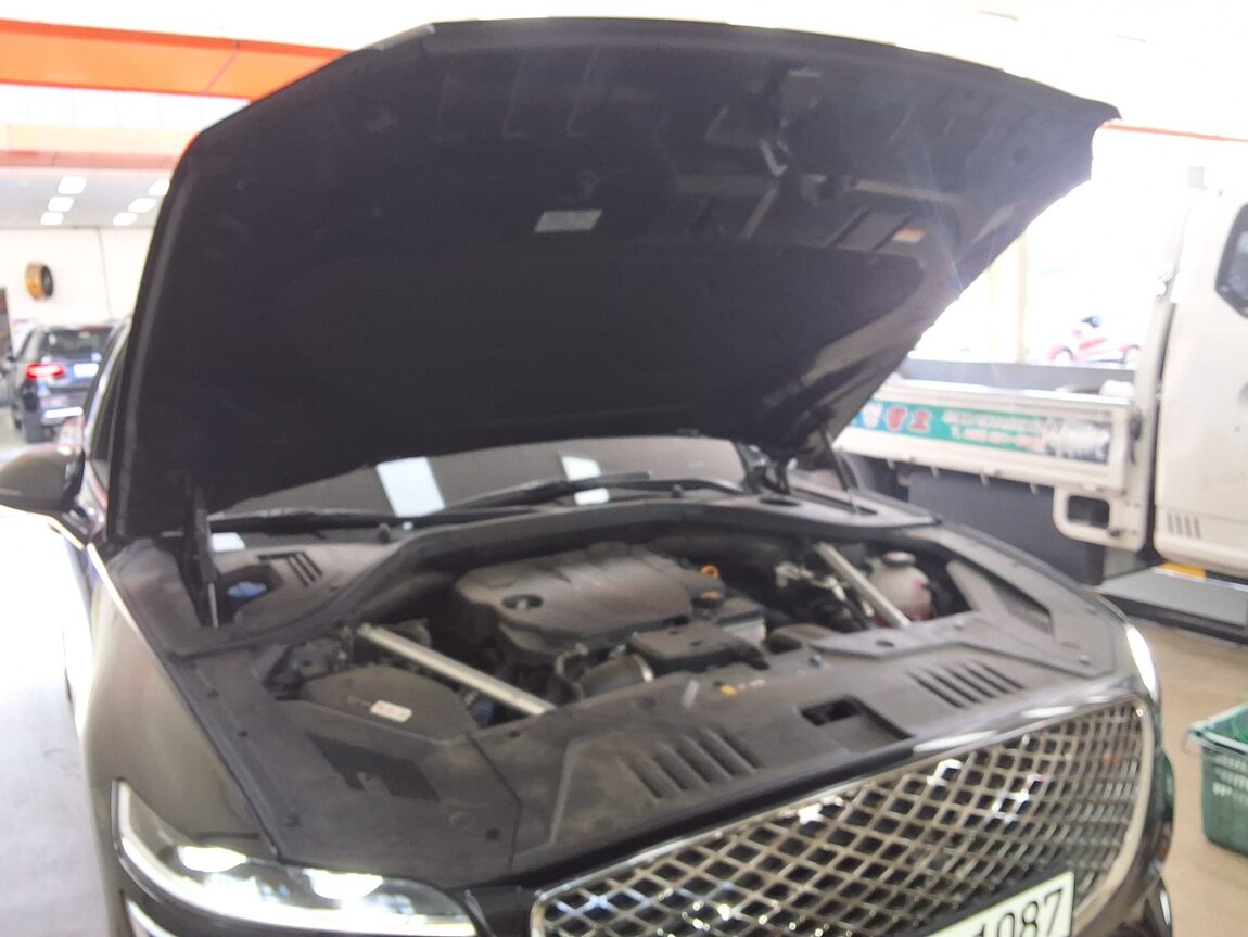 GENESIS GV70 2.5T AWD BASE MODEL 2023 - zdjęcie 18